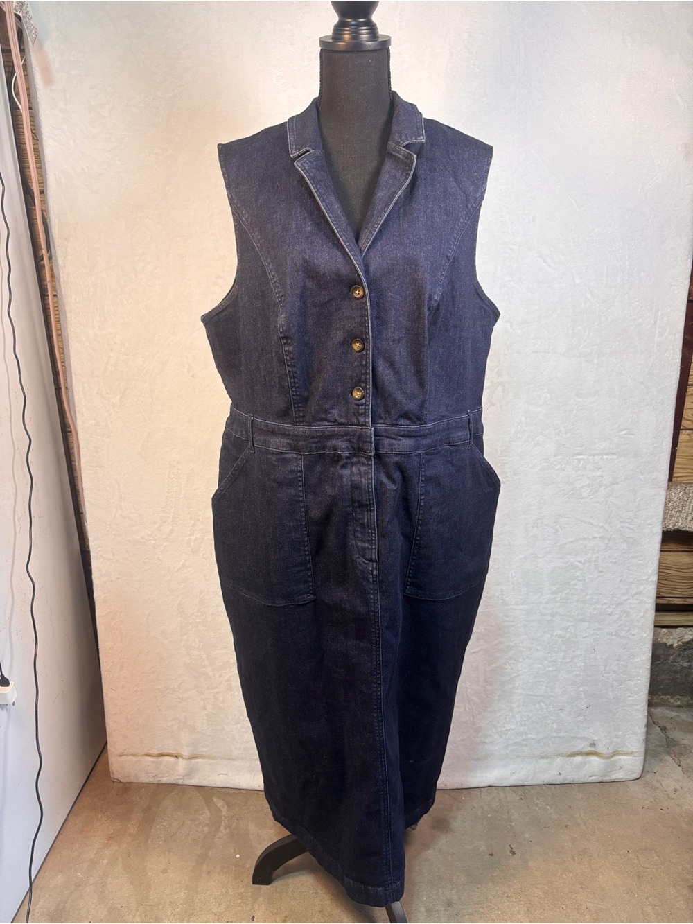 Boden Dark Wash Denim Sleeveless Shift Dress Pockets Excellent Size 20/22L